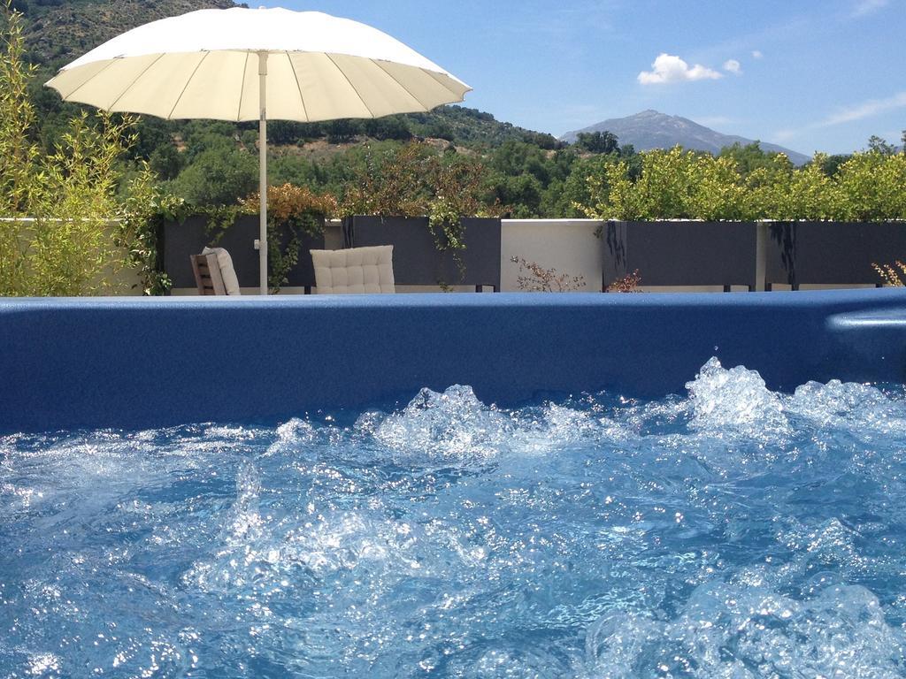 El Hotelito Navaluenga Pokoj fotografie